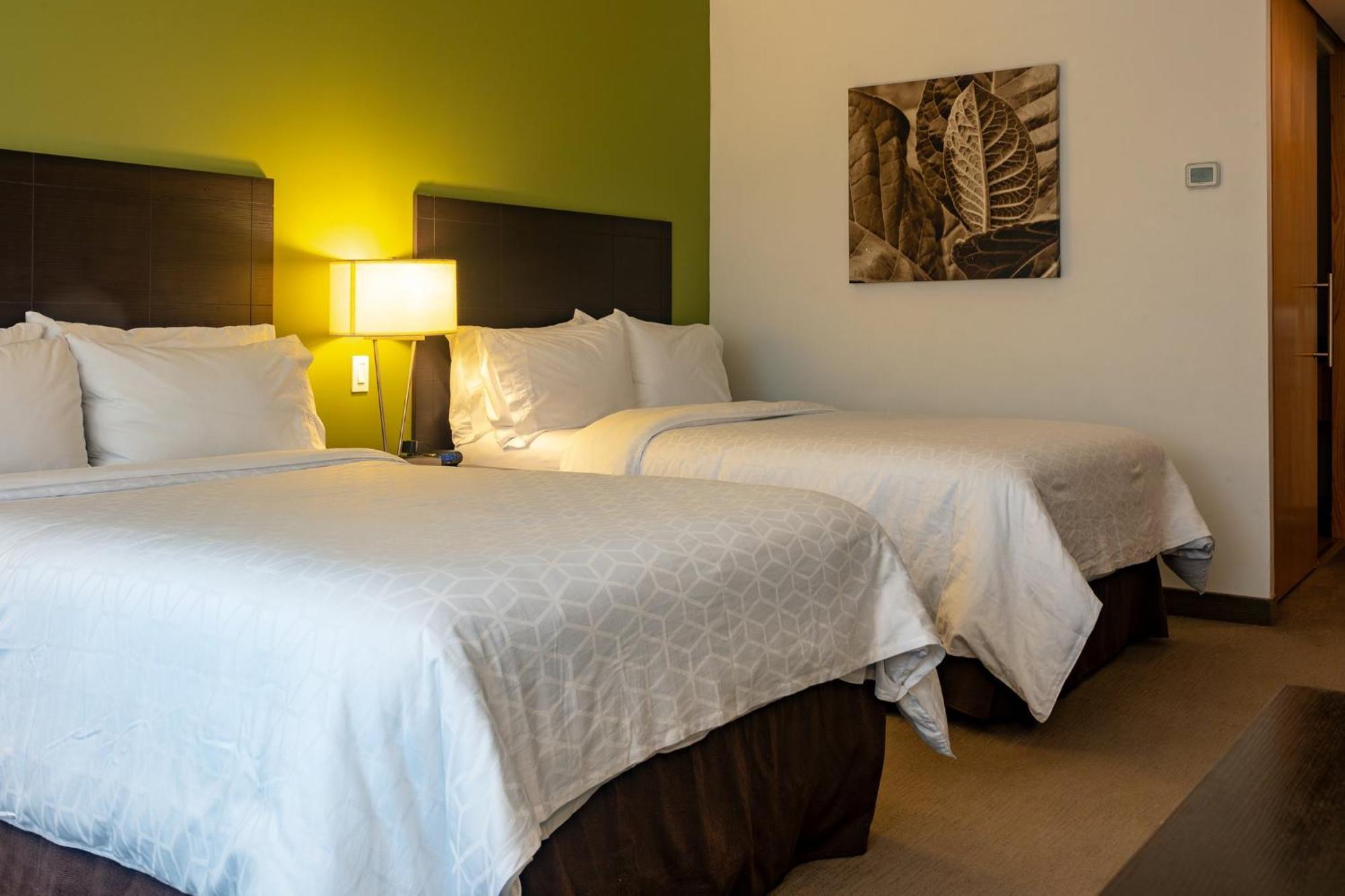 Holiday Inn Express Managua By Ihg Exterior photo
