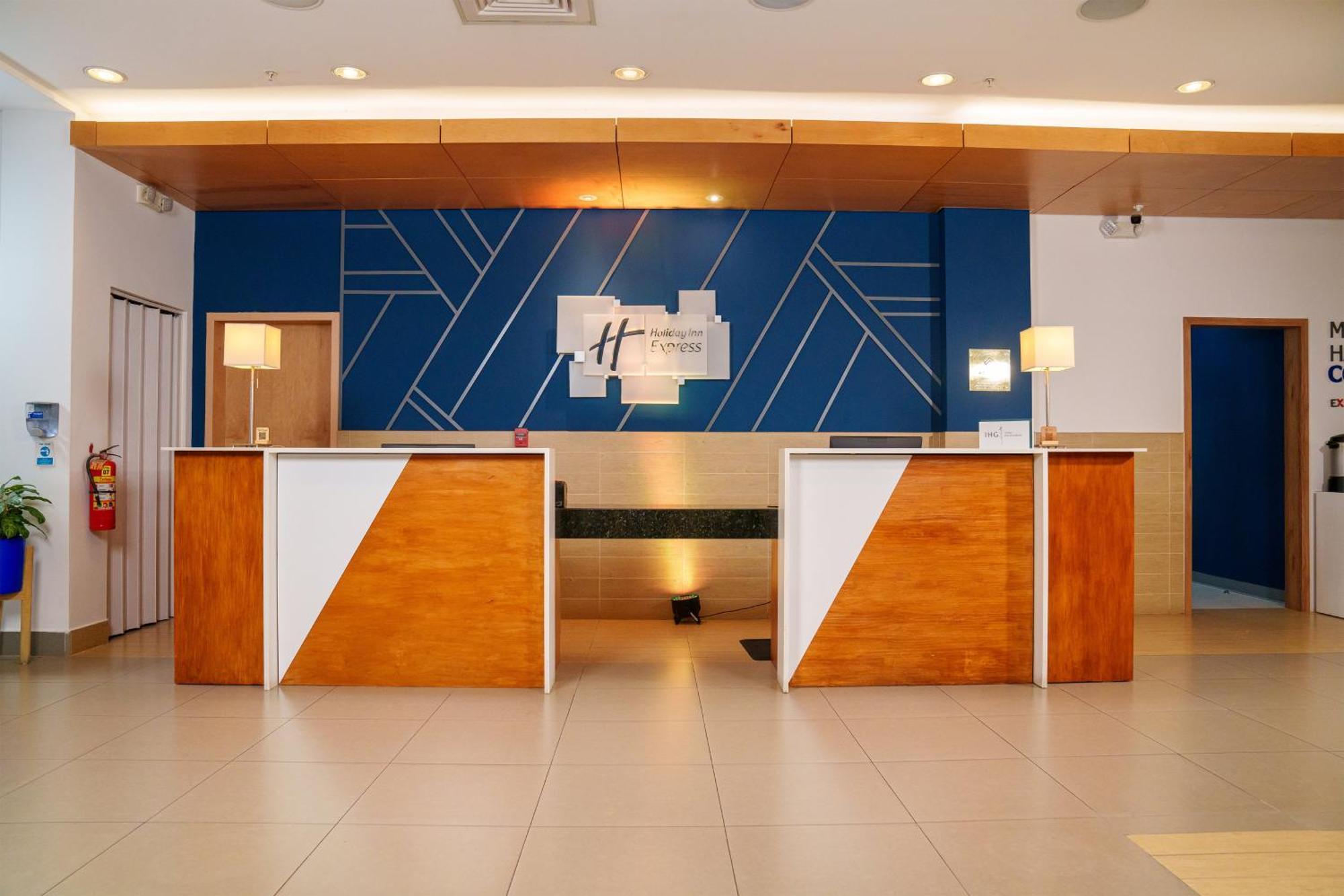 Holiday Inn Express Managua By Ihg Exterior photo
